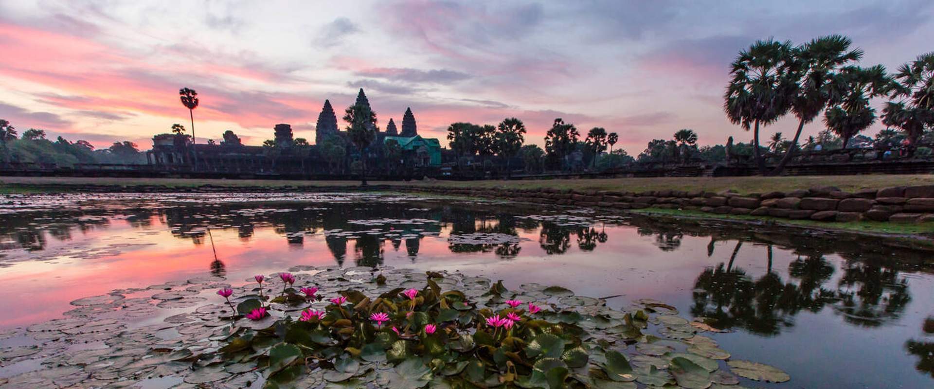 מעבר לזריחה: המדריך למטייל הסקרן באנגקור ואט (Angkor Wat)